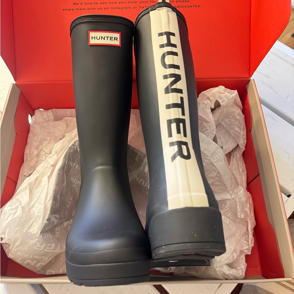 Hunter “Play” Black Tall Rain Boots size 9 NIB